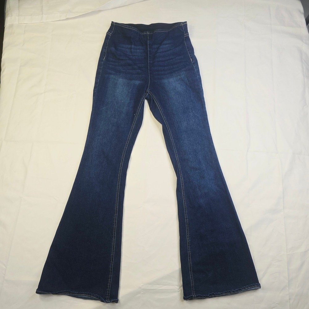 No Boundaries Women Flare Jeans Size 4 Small Dark Wash High Rise Denim H57